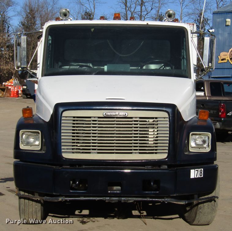 image for item DH8344 1998 Freightliner FL70 street sweeper truck