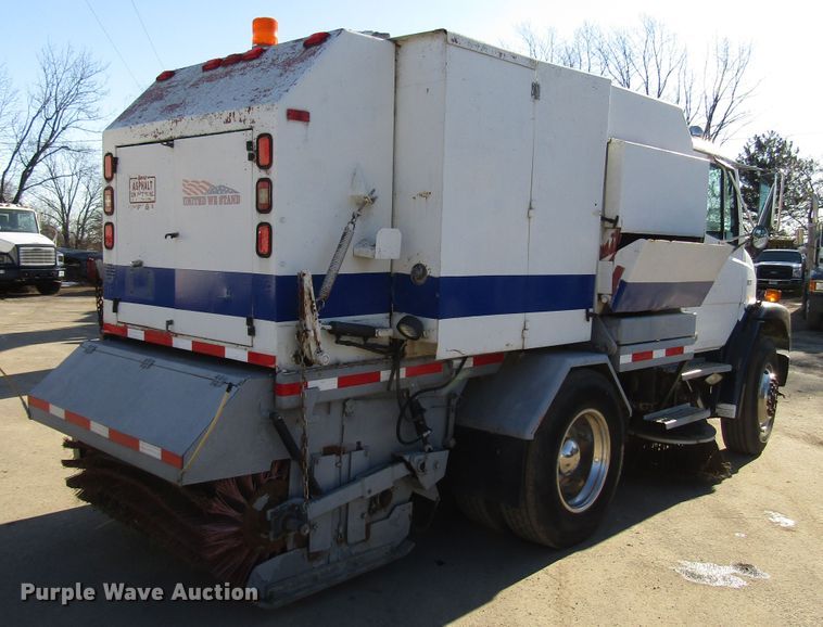 image for item DH8344 1998 Freightliner FL70 street sweeper truck