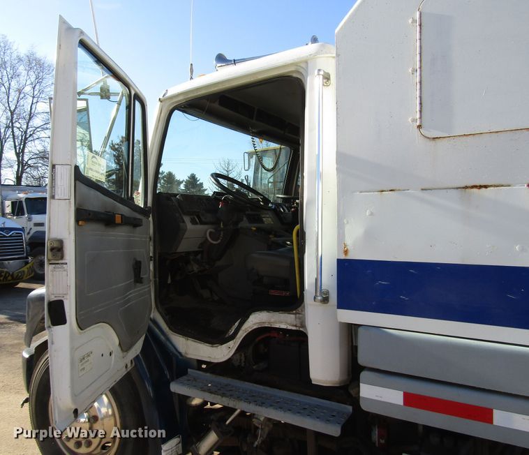 image for item DH8344 1998 Freightliner FL70 street sweeper truck