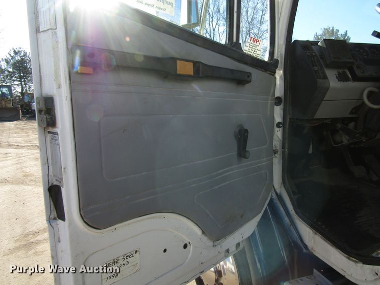 image for item DH8344 1998 Freightliner FL70 street sweeper truck