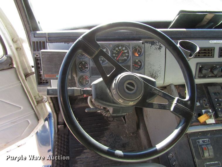 image for item DH8344 1998 Freightliner FL70 street sweeper truck