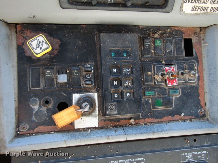 image for item DH8344 1998 Freightliner FL70 street sweeper truck