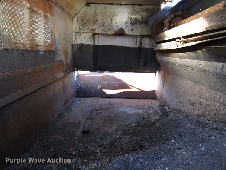 image for item DH8344 1998 Freightliner FL70 street sweeper truck