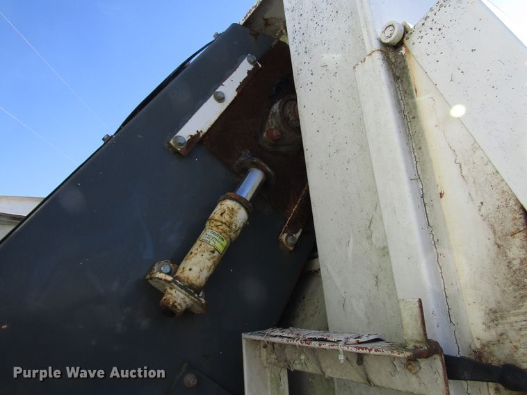 image for item DH8344 1998 Freightliner FL70 street sweeper truck