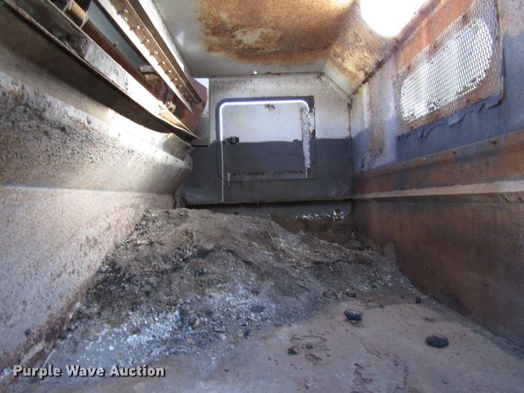 image for item DH8344 1998 Freightliner FL70 street sweeper truck