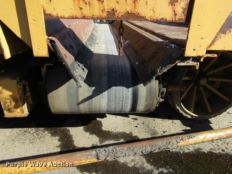 image for item DH8346 Blaw Knox RW38 road widener