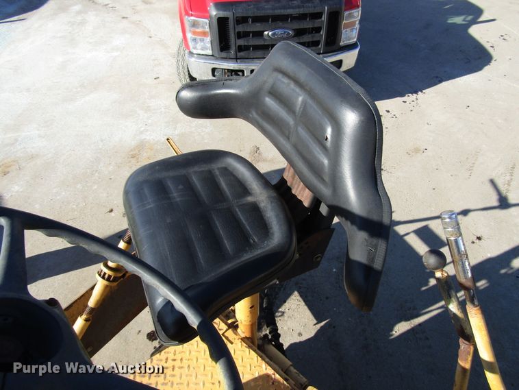 image for item DH8346 Blaw Knox RW38 road widener