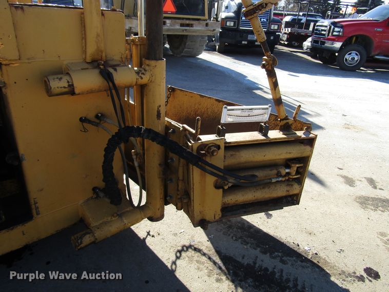 image for item DH8346 Blaw Knox RW38 road widener