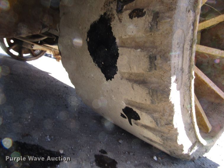 image for item DH8346 Blaw Knox RW38 road widener