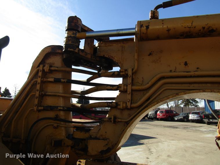 image for item DH8347 1970 Caterpillar 613 elevating scraper