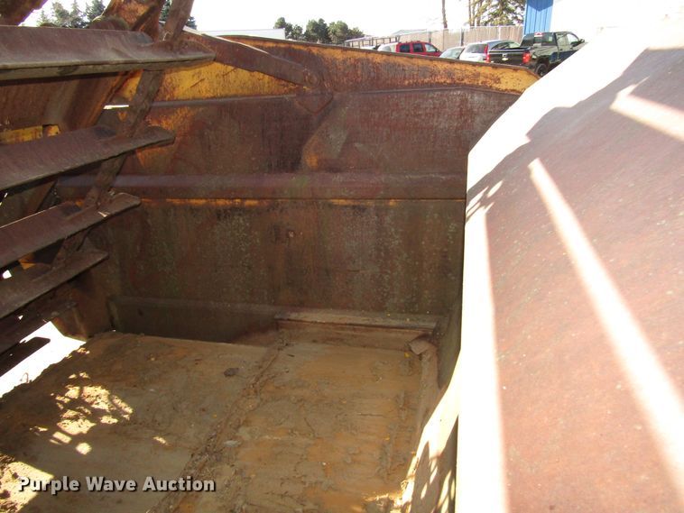 image for item DH8347 1970 Caterpillar 613 elevating scraper