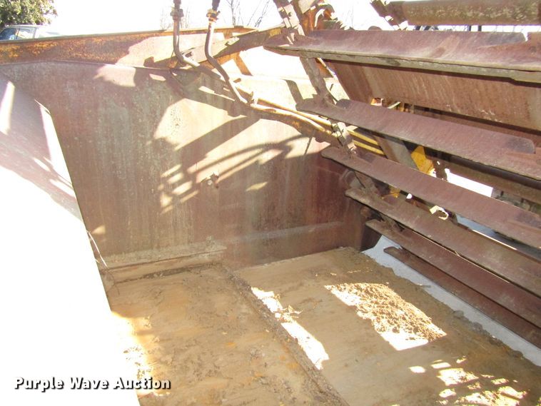 image for item DH8347 1970 Caterpillar 613 elevating scraper