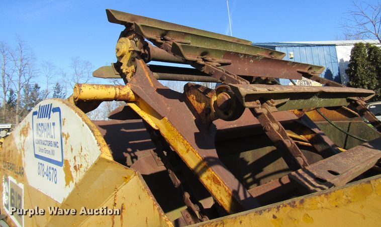image for item DH8347 1970 Caterpillar 613 elevating scraper