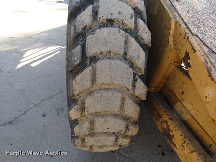 image for item DH8347 1970 Caterpillar 613 elevating scraper