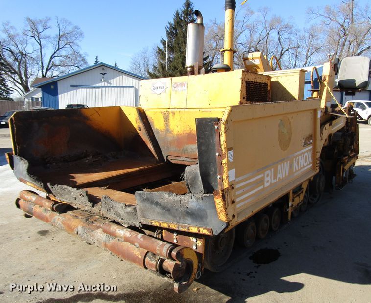 image for item DH8348 Blaw Knox PF4410 paver