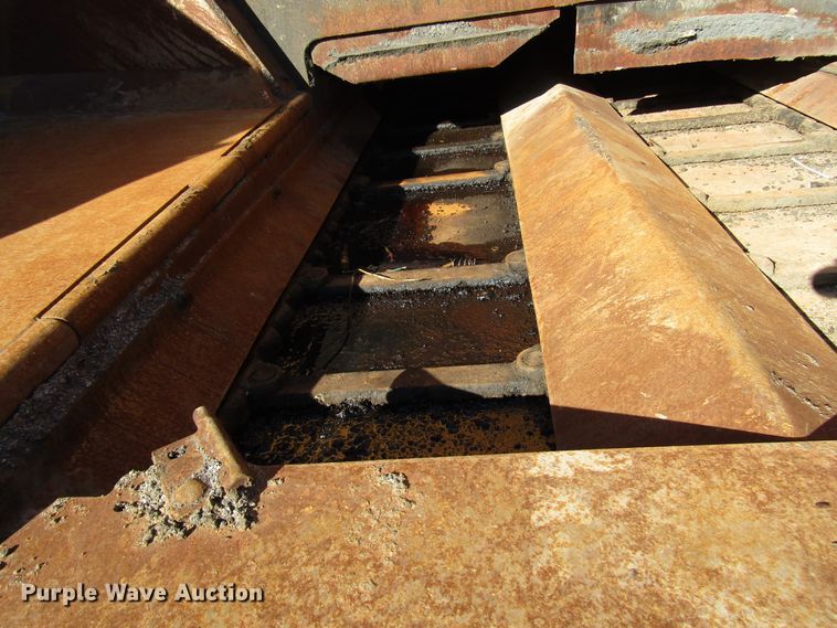 image for item DH8348 Blaw Knox PF4410 paver