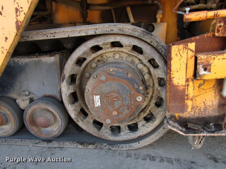 image for item DH8348 Blaw Knox PF4410 paver