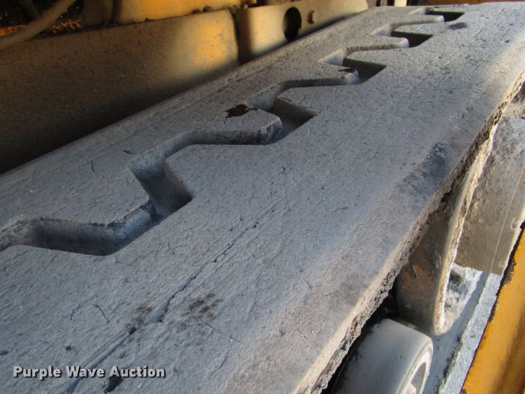 image for item DH8348 Blaw Knox PF4410 paver