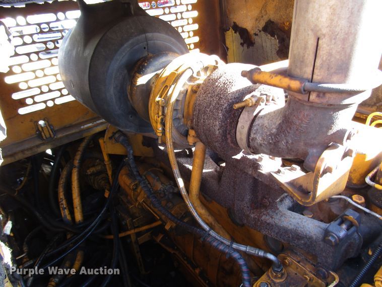 image for item DH8349 Blaw Knox PF3180 paver