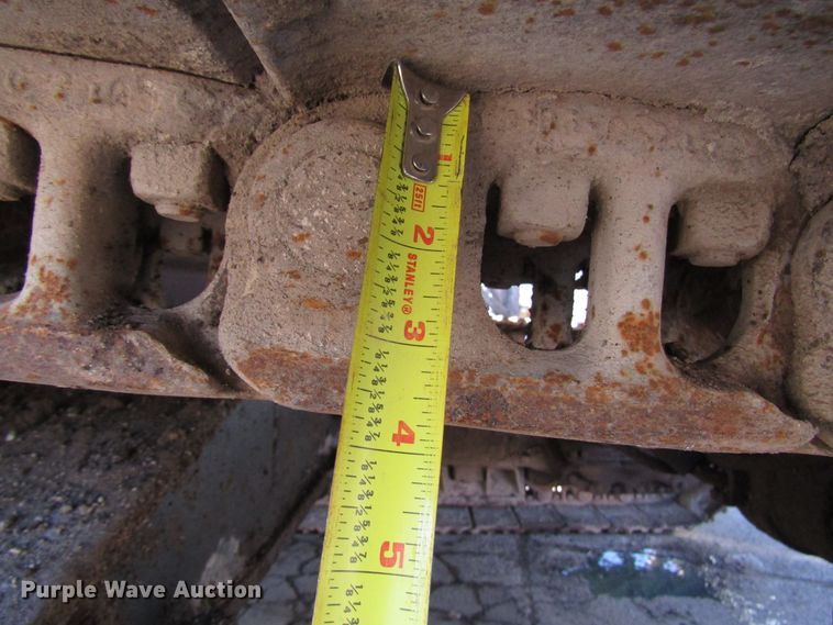 image for item DH8350 1985 Caterpillar 225 excavator