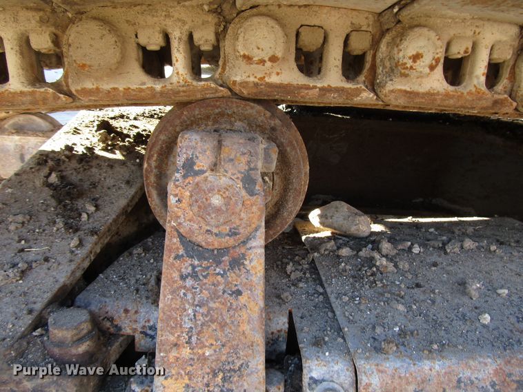 image for item DH8350 1985 Caterpillar 225 excavator