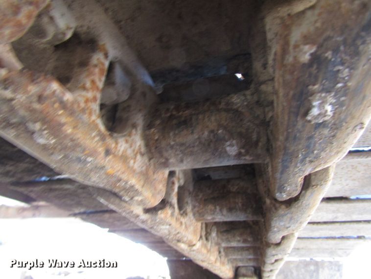 image for item DH8350 1985 Caterpillar 225 excavator