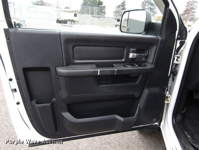 image for item DH8371 2012 Dodge Ram 5500 bucket truck