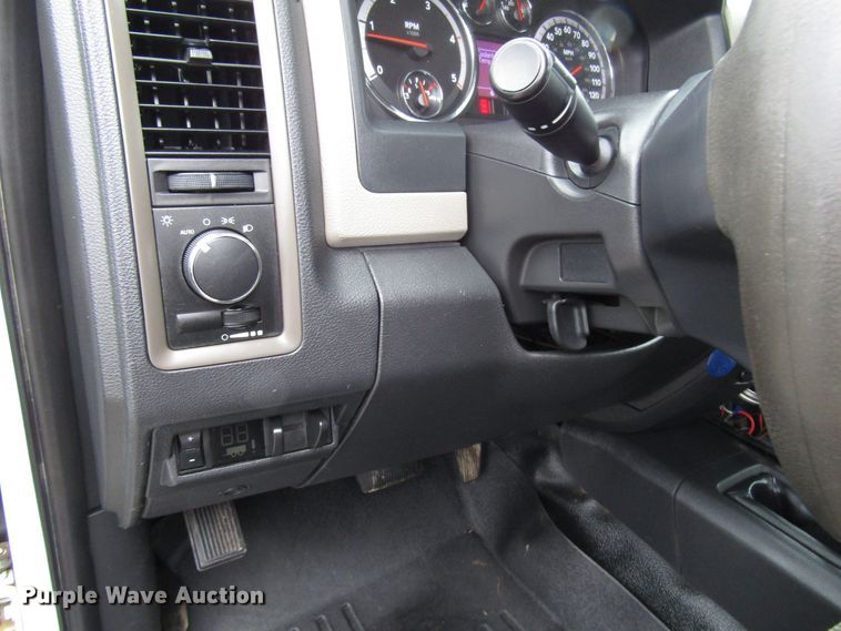 image for item DH8371 2012 Dodge Ram 5500 bucket truck