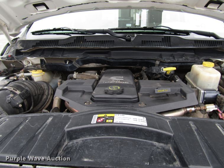 image for item DH8371 2012 Dodge Ram 5500 bucket truck