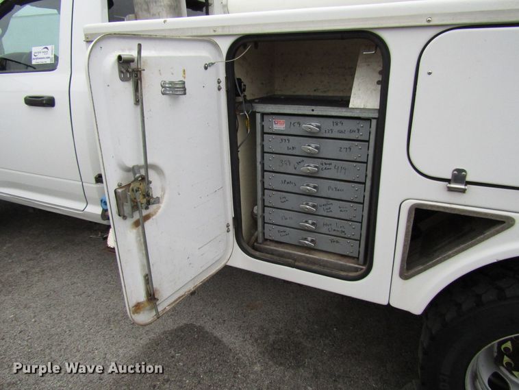 image for item DH8371 2012 Dodge Ram 5500 bucket truck