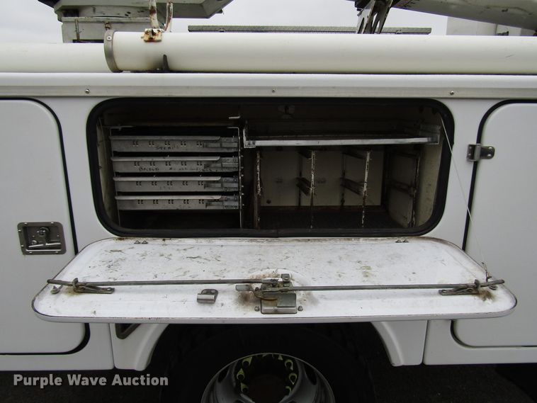 image for item DH8371 2012 Dodge Ram 5500 bucket truck