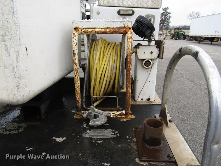 image for item DH8371 2012 Dodge Ram 5500 bucket truck