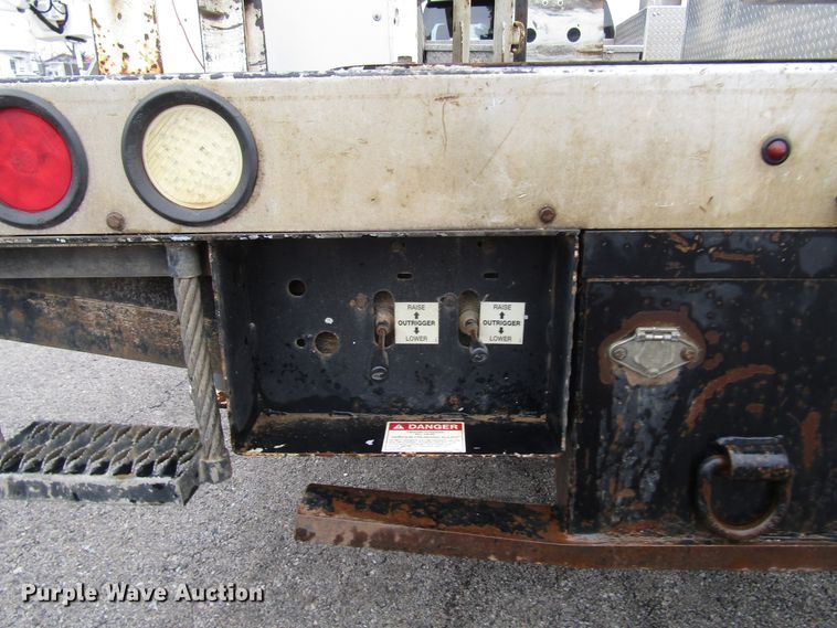 image for item DH8371 2012 Dodge Ram 5500 bucket truck