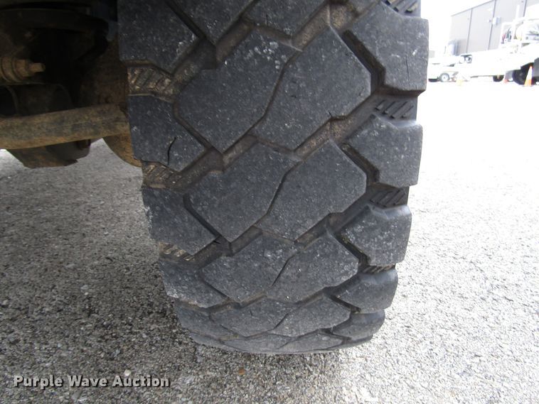 image for item DH8371 2012 Dodge Ram 5500 bucket truck