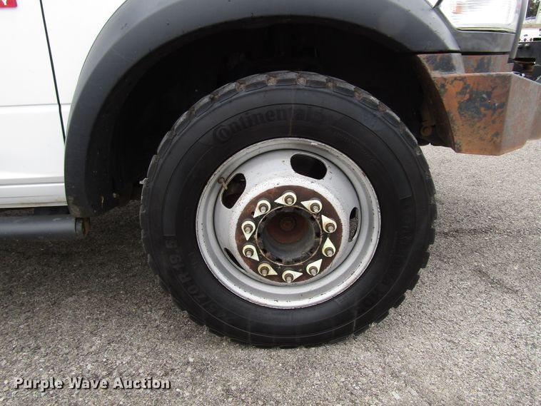 image for item DH8371 2012 Dodge Ram 5500 bucket truck