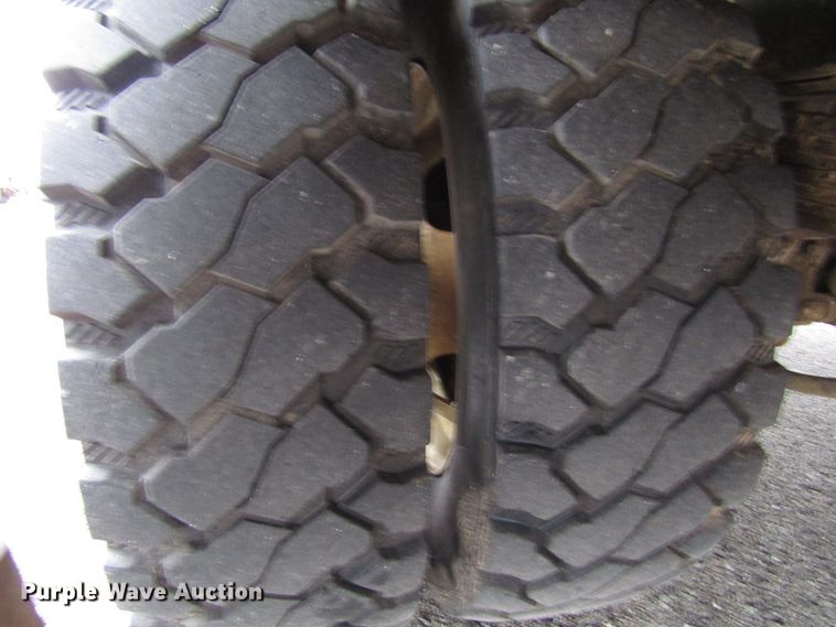 image for item DH8371 2012 Dodge Ram 5500 bucket truck