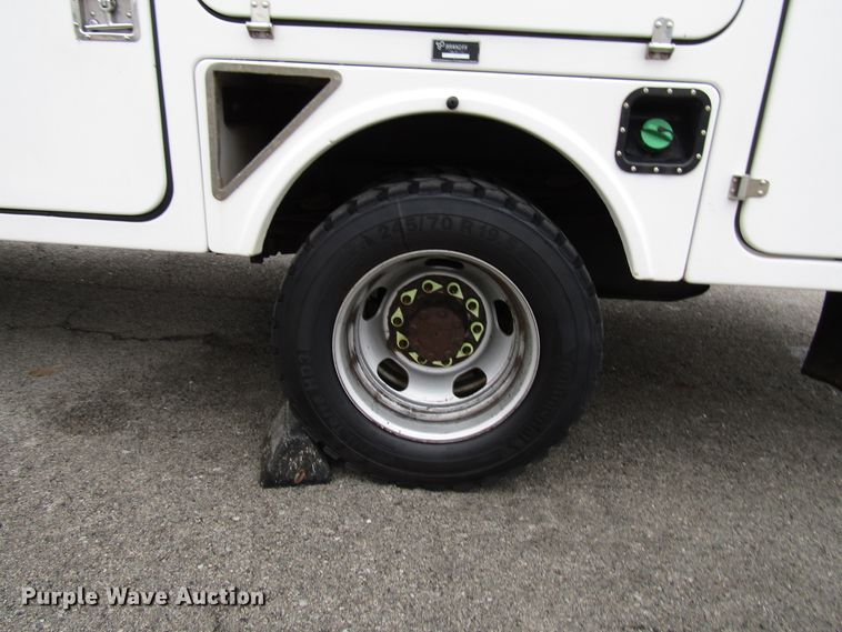 image for item DH8371 2012 Dodge Ram 5500 bucket truck