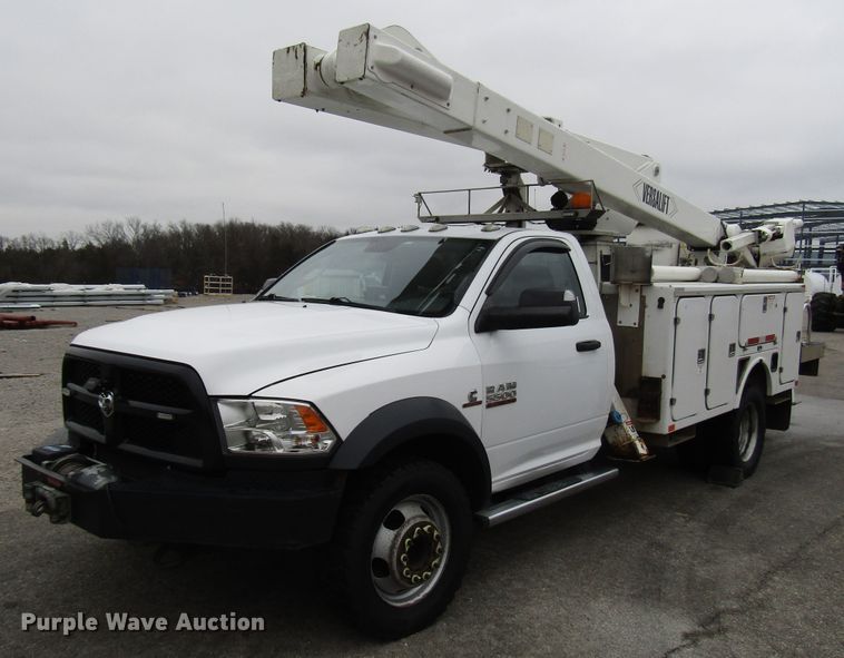 image for item DH8372 2013 Dodge Ram 5500 bucket truck