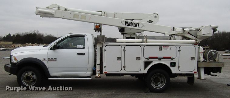 image for item DH8372 2013 Dodge Ram 5500 bucket truck