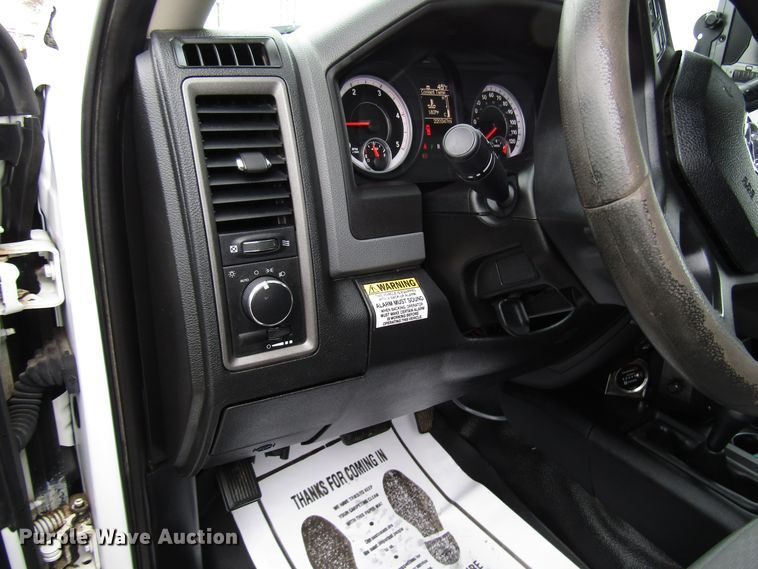 image for item DH8372 2013 Dodge Ram 5500 bucket truck