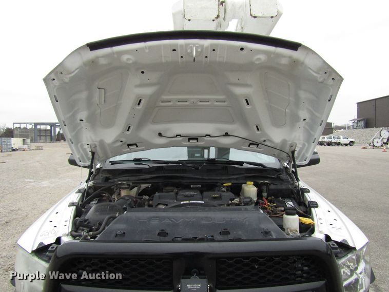 image for item DH8372 2013 Dodge Ram 5500 bucket truck