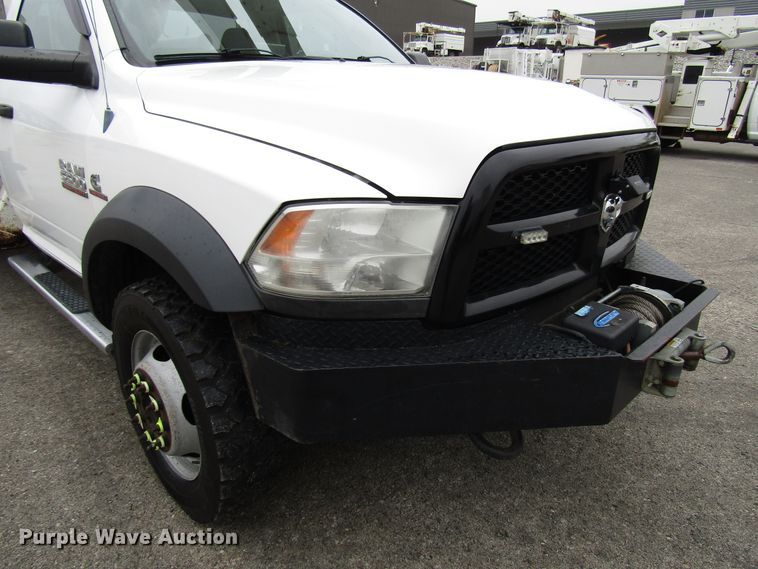 image for item DH8372 2013 Dodge Ram 5500 bucket truck