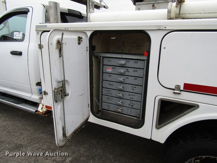 image for item DH8372 2013 Dodge Ram 5500 bucket truck