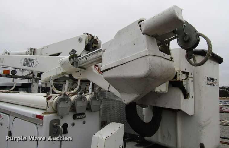 image for item DH8372 2013 Dodge Ram 5500 bucket truck