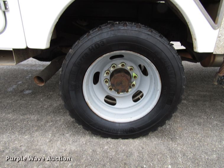 image for item DH8372 2013 Dodge Ram 5500 bucket truck