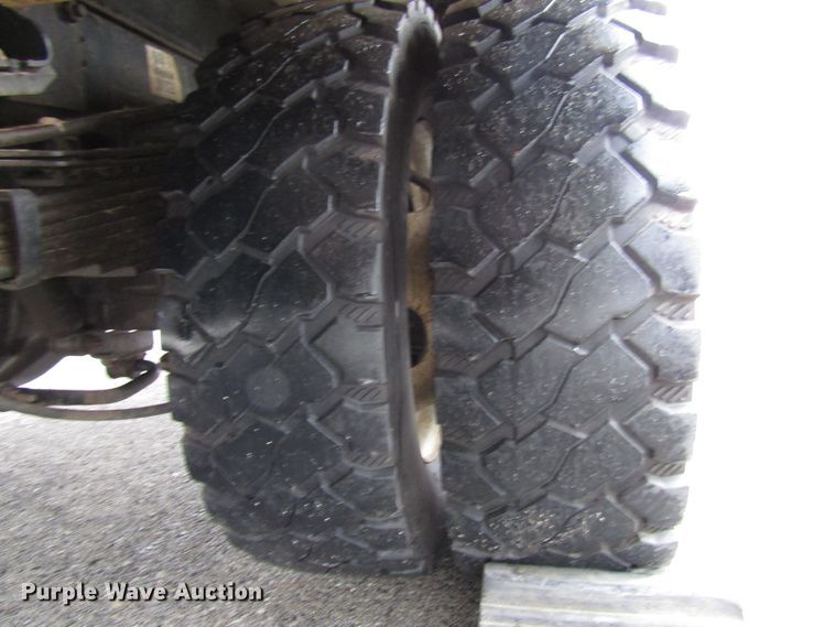 image for item DH8372 2013 Dodge Ram 5500 bucket truck