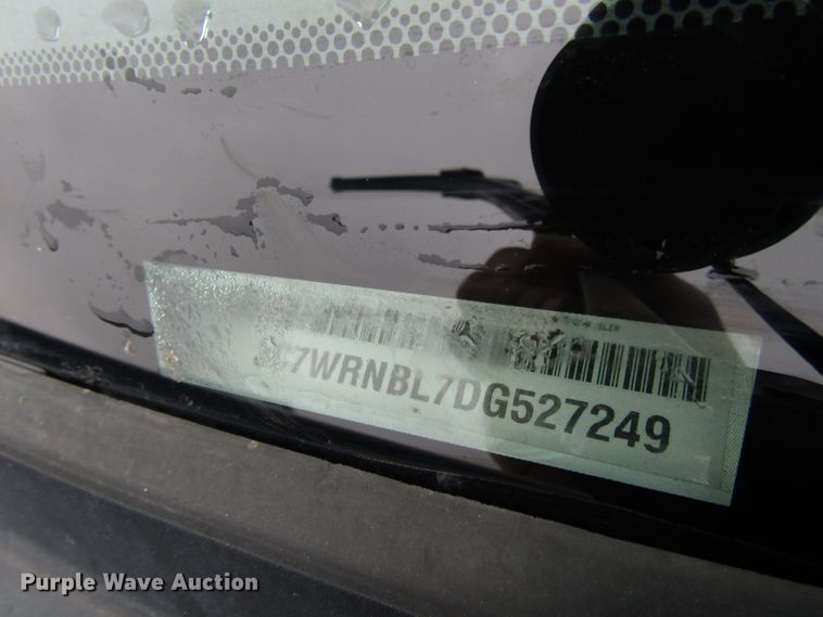 image for item DH8372 2013 Dodge Ram 5500 bucket truck