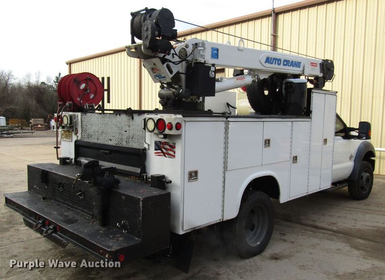 image for item DH8374 2011 Ford F550 service truck