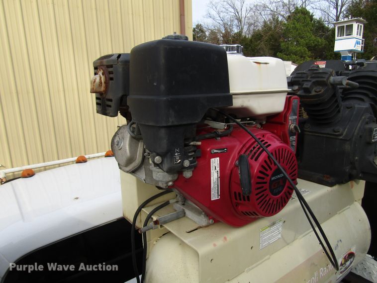 image for item DH8374 2011 Ford F550 service truck