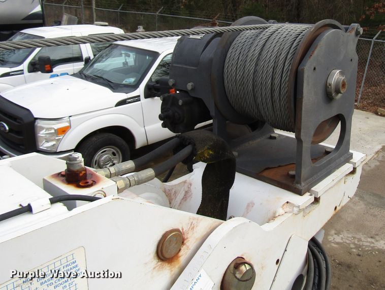 image for item DH8374 2011 Ford F550 service truck